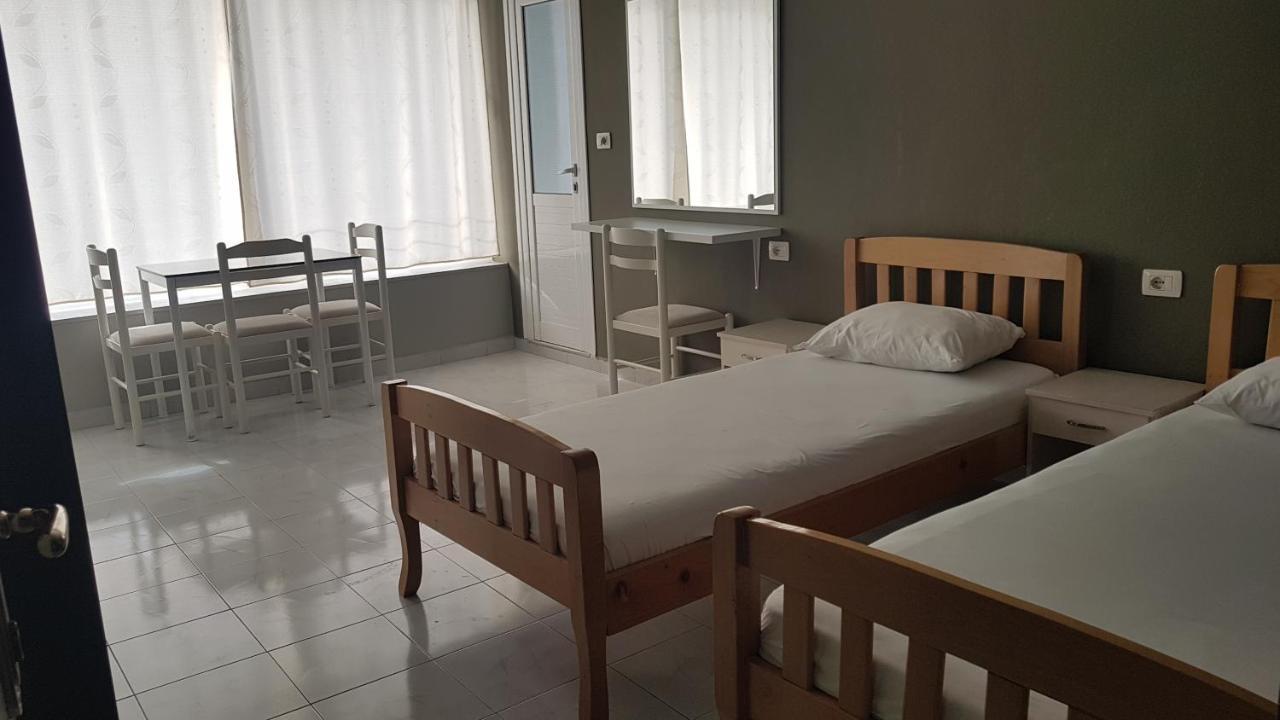 Aralis Rooms Саранда Екстер'єр фото
