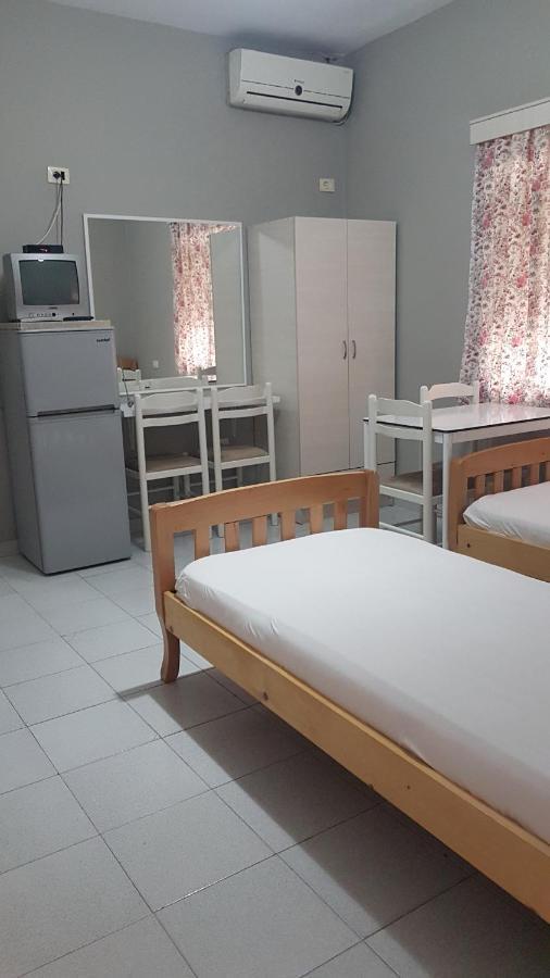 Aralis Rooms Саранда Екстер'єр фото